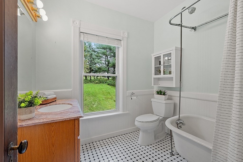 637 Massachusetts Ave # 637