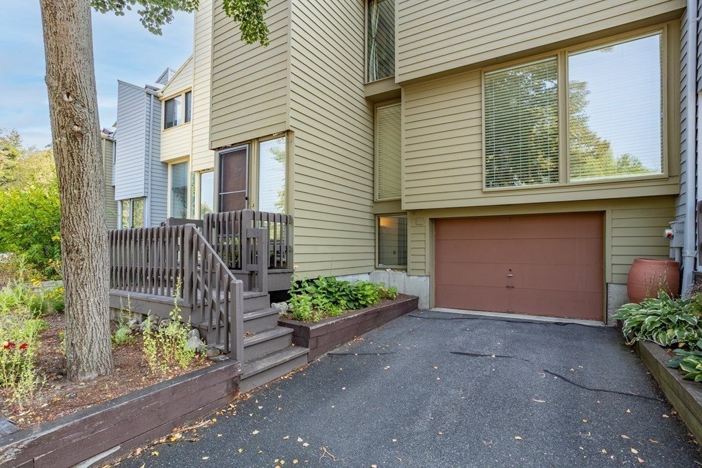 214 Meadows Edge # 214