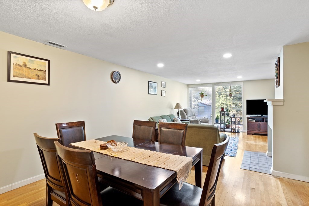 214 Meadows Edge # 214