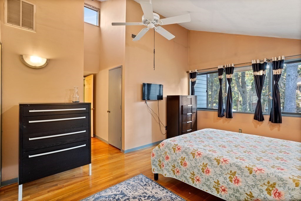 214 Meadows Edge # 214