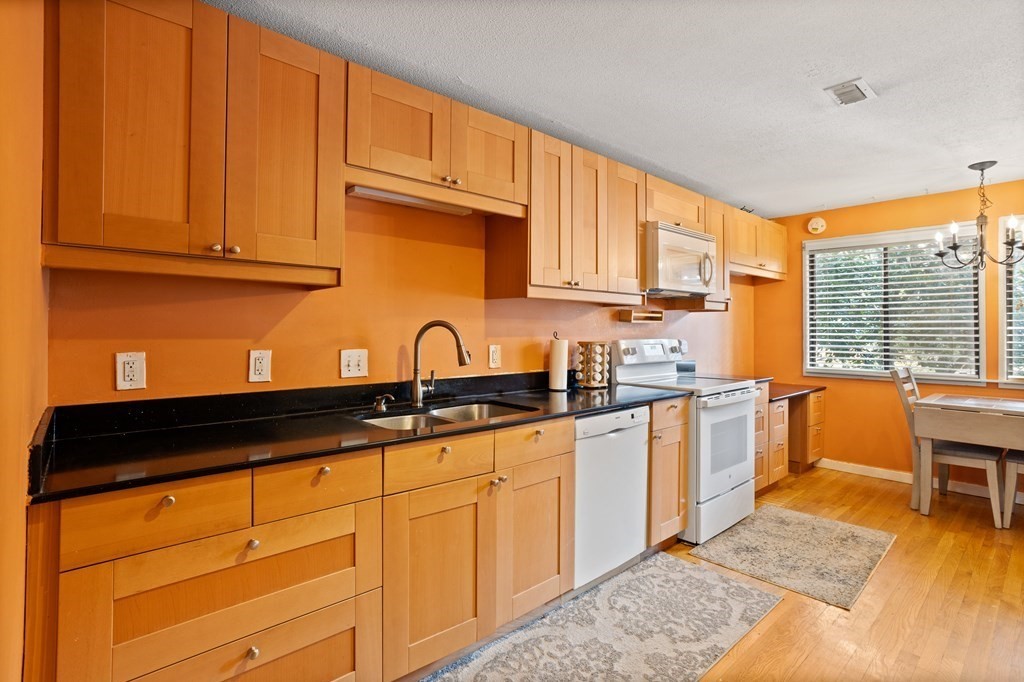 214 Meadows Edge # 214