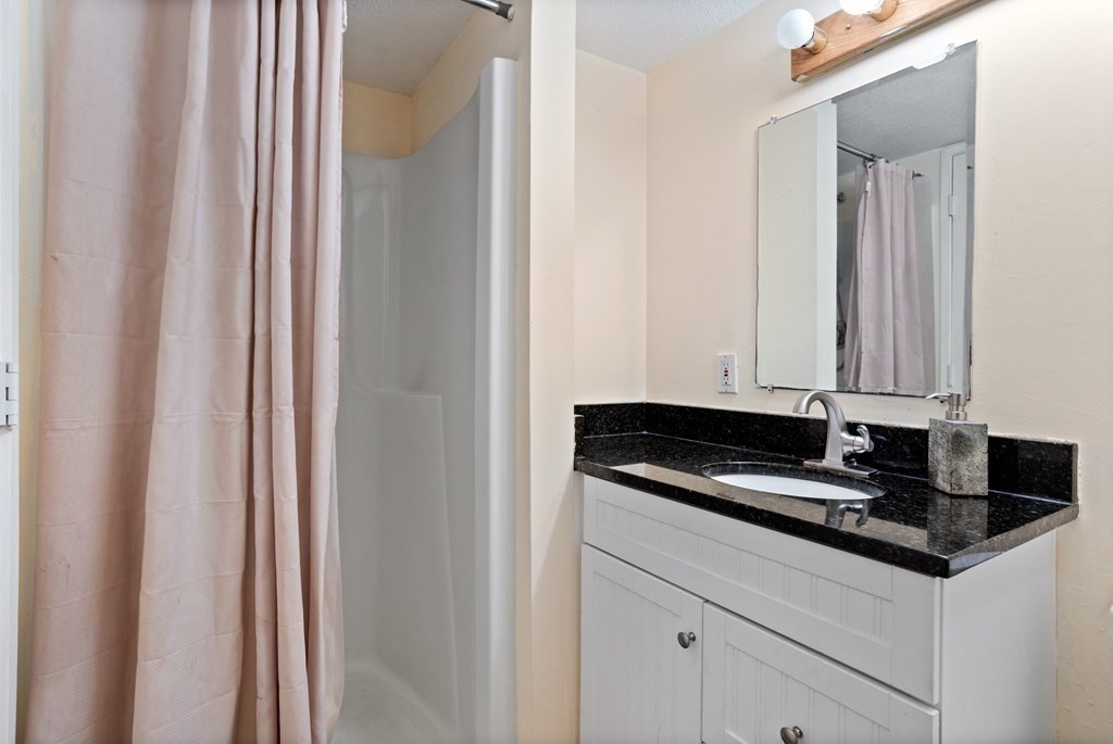 214 Meadows Edge # 214