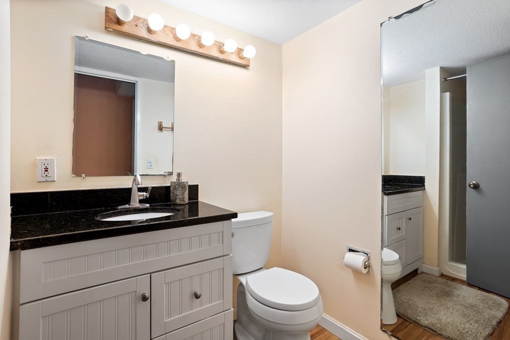 214 Meadows Edge # 214