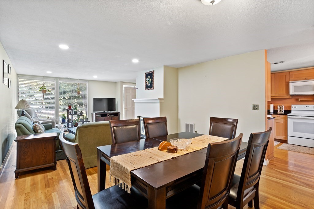 214 Meadows Edge # 214
