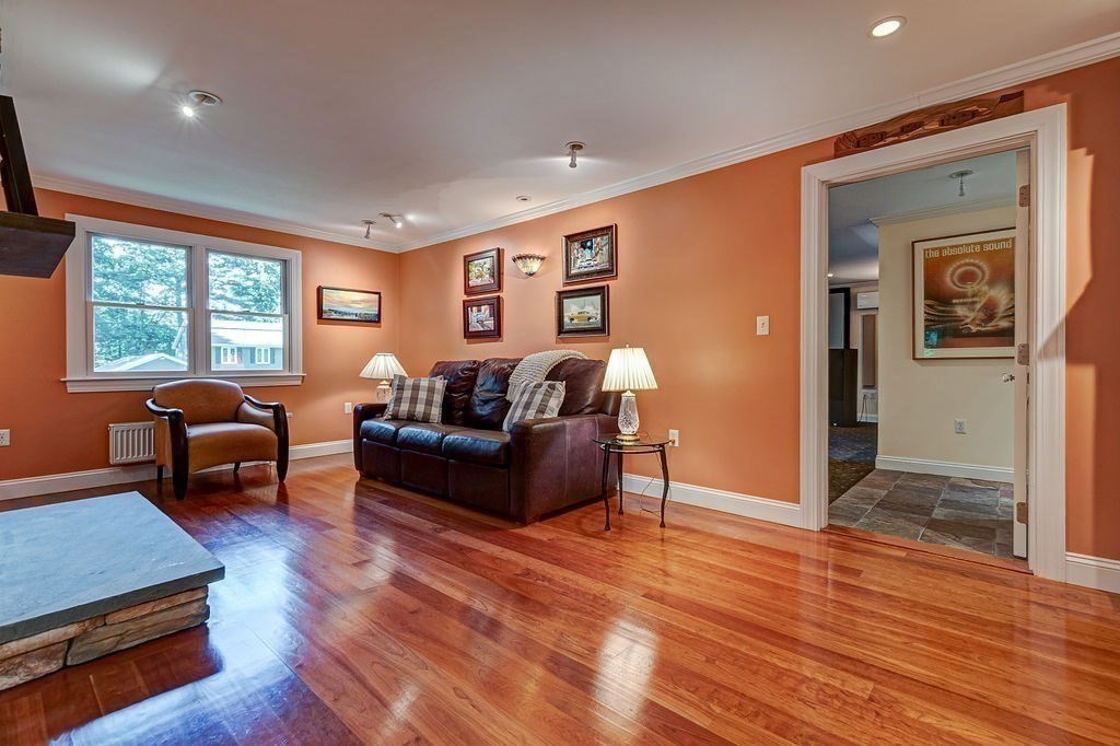 26 Revolutionary Rd