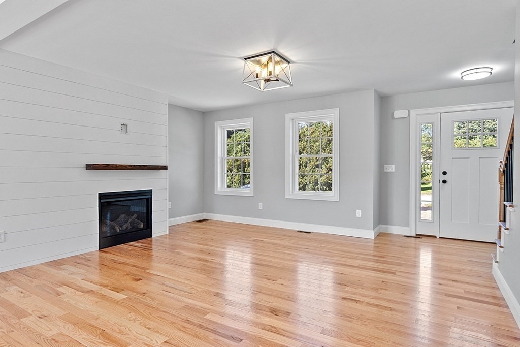 15 Will Thompson Way