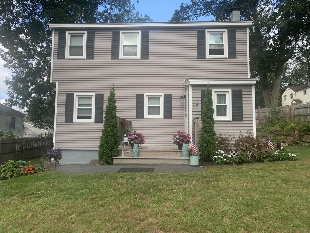 115 Richardson Ave
