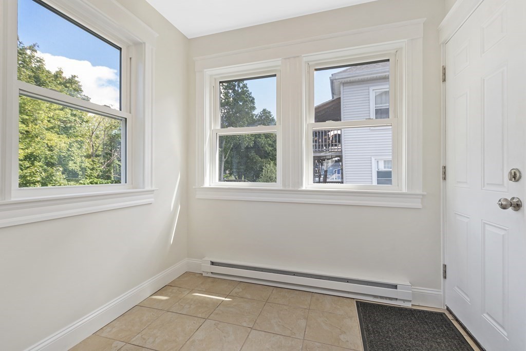 23 N Warren St