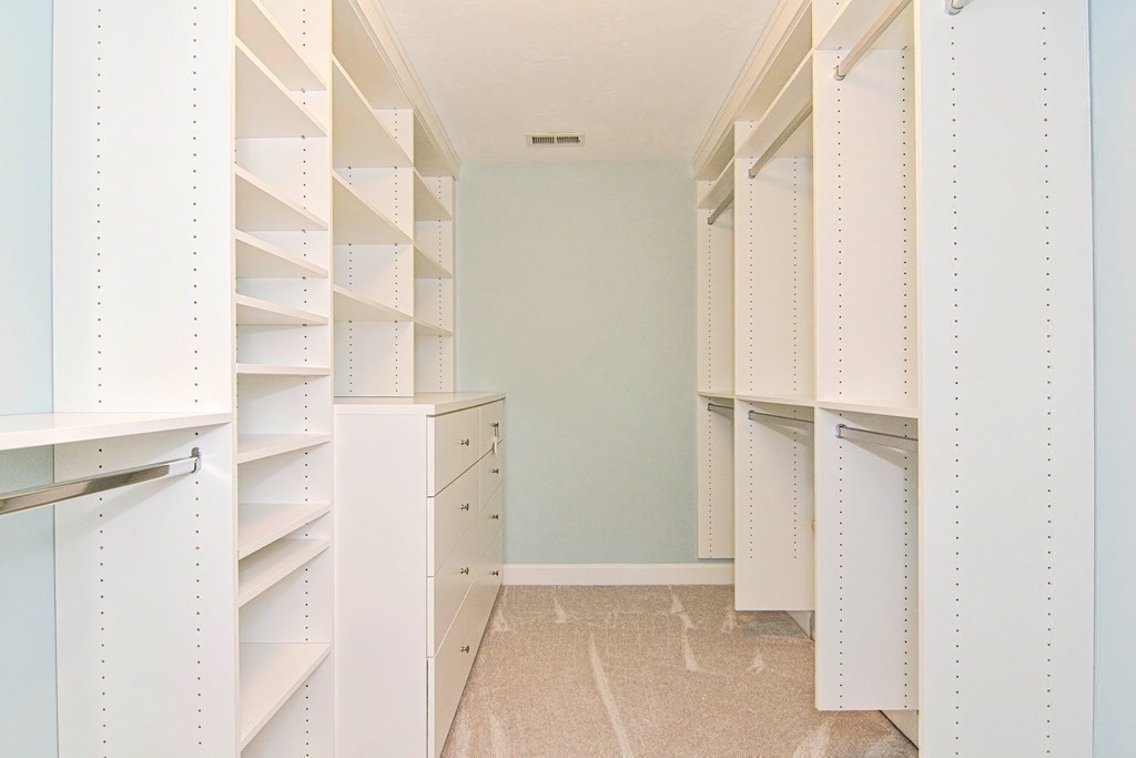 513 Taylor Rd