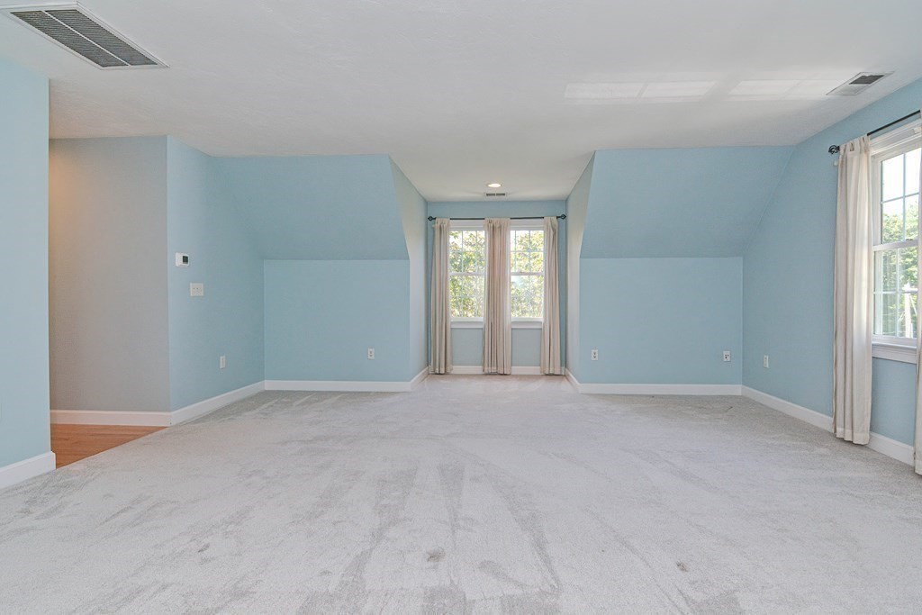 513 Taylor Rd