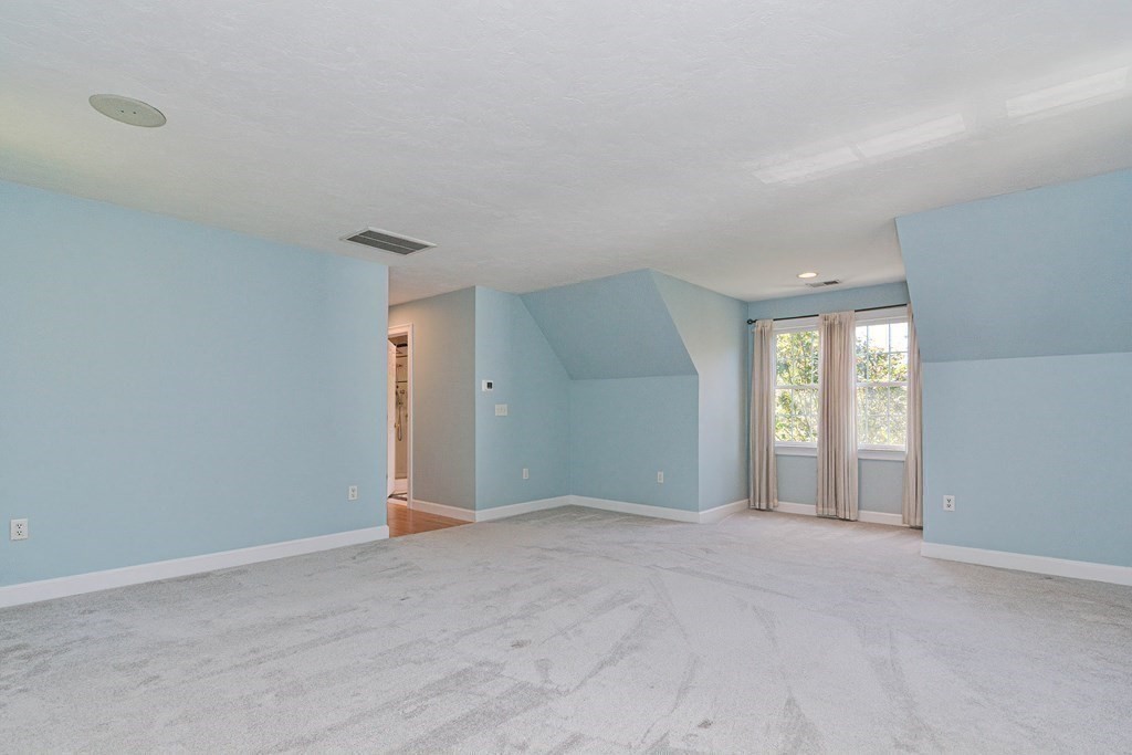 513 Taylor Rd