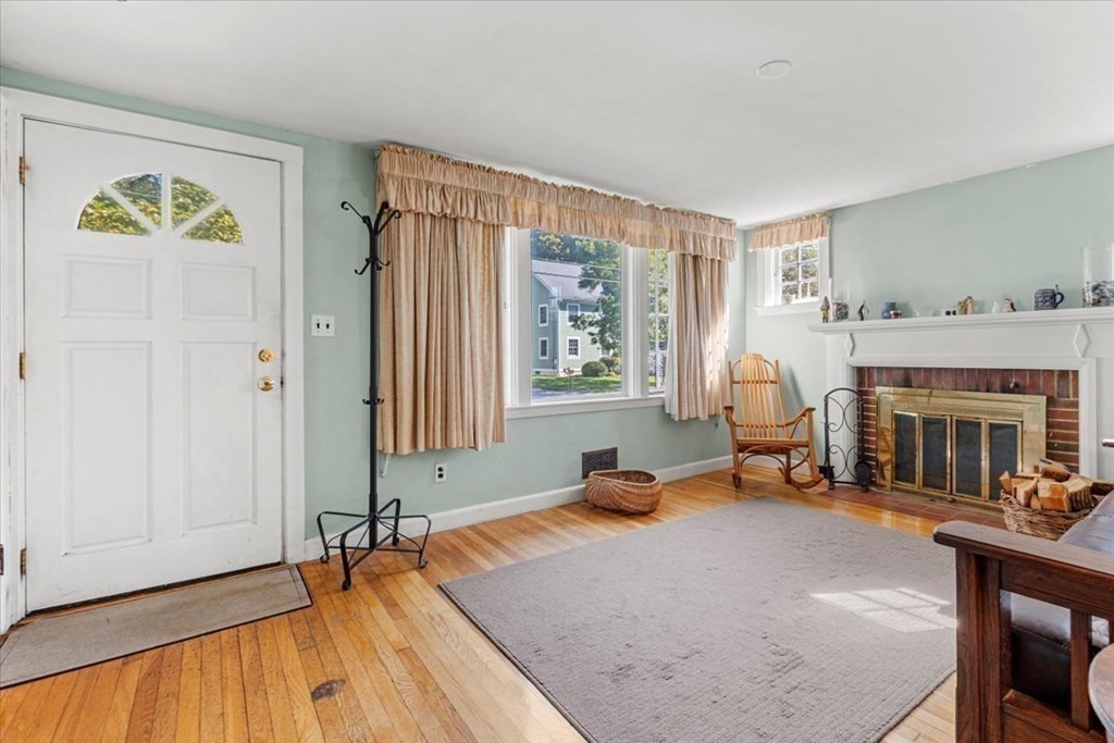 21 Foster Dr