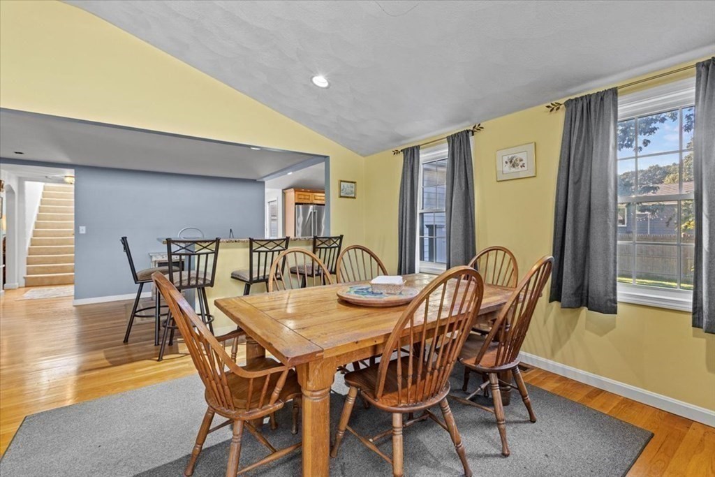 21 Foster Dr