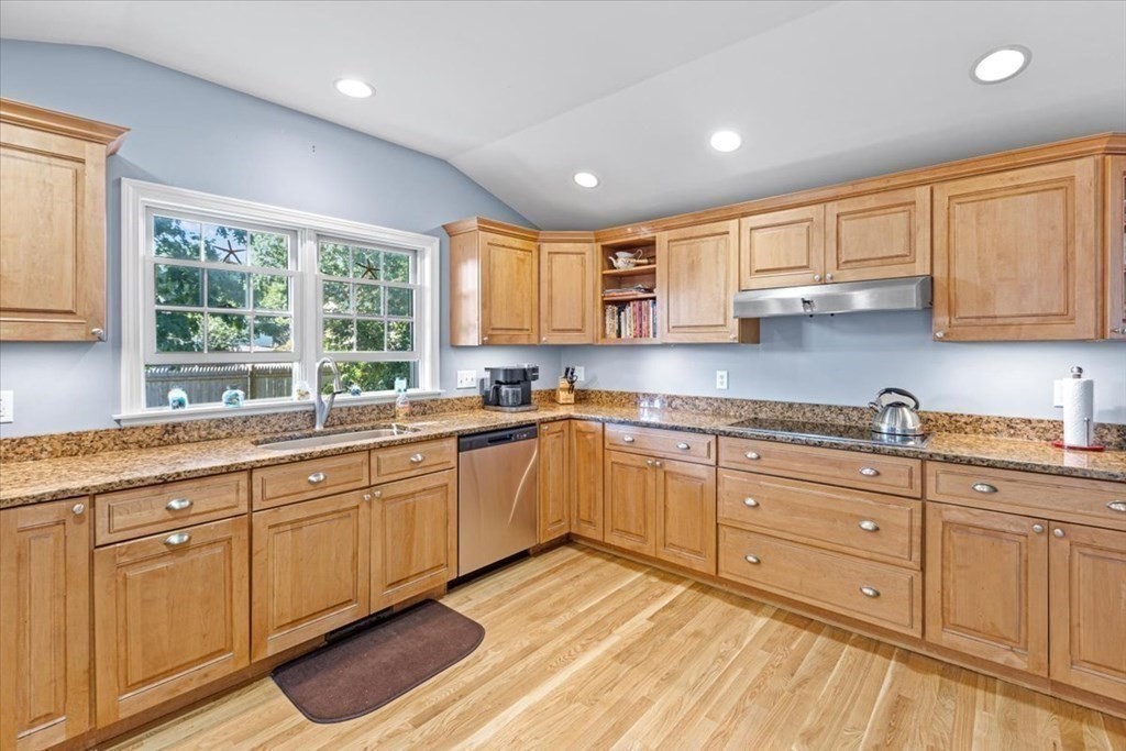 21 Foster Dr