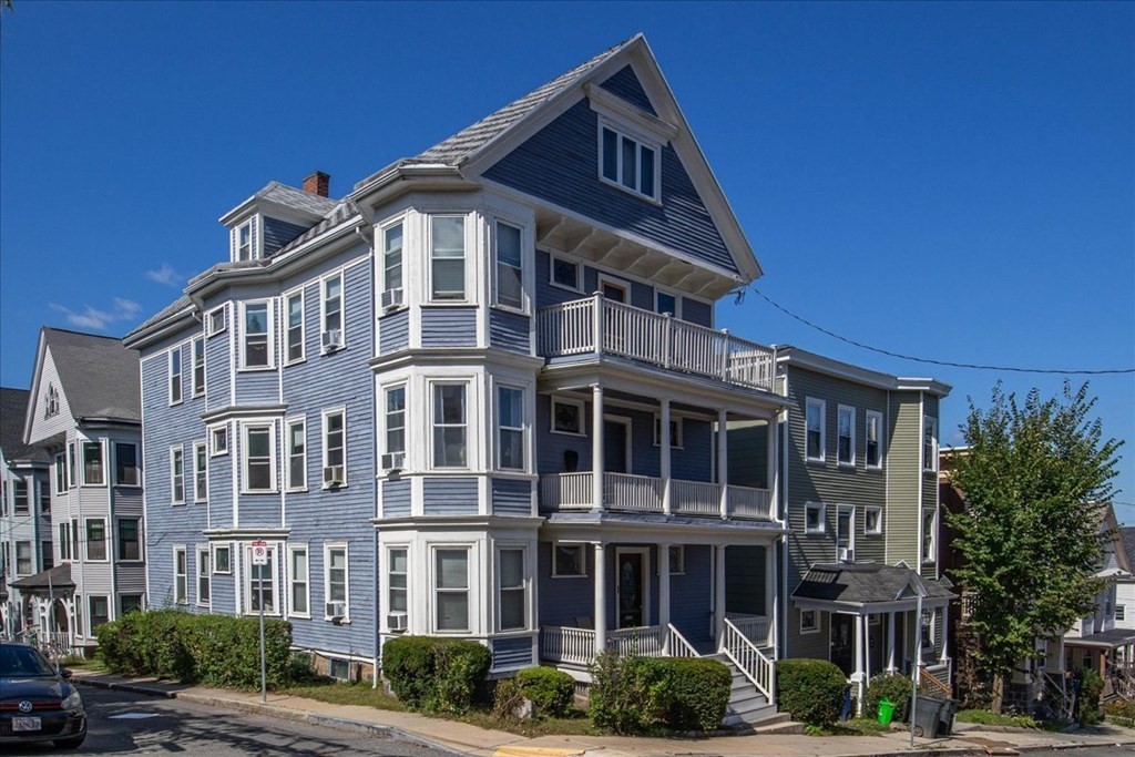 43 Parker Hill Ave