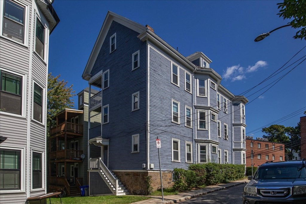 43 Parker Hill Ave