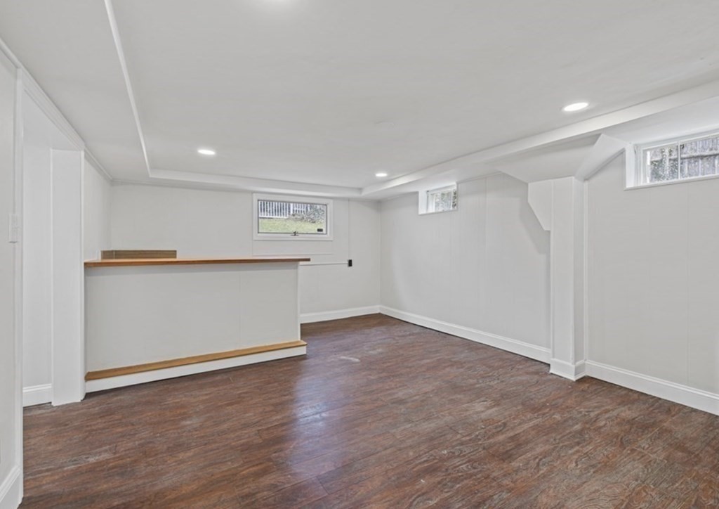 34 Oak Street
