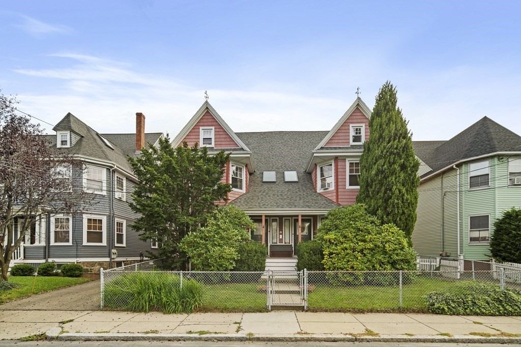 37 Aldie St # 2