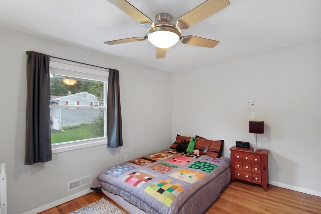 12 Prairie Road