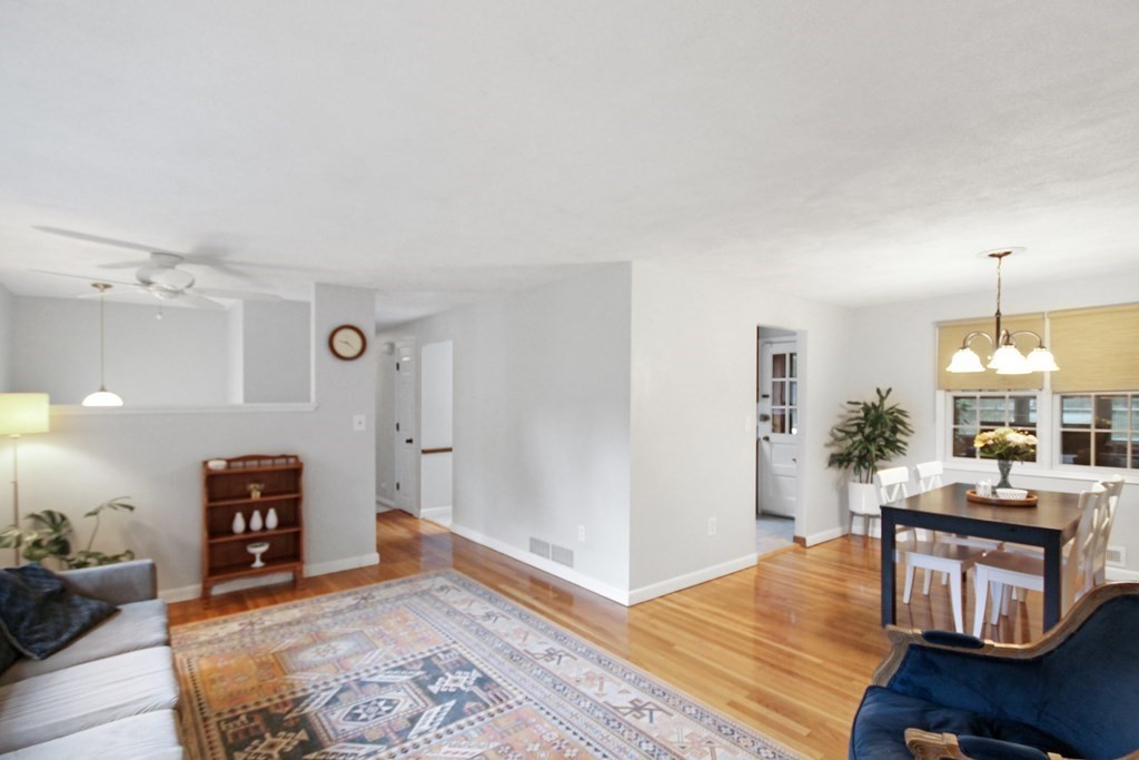 12 Prairie Road