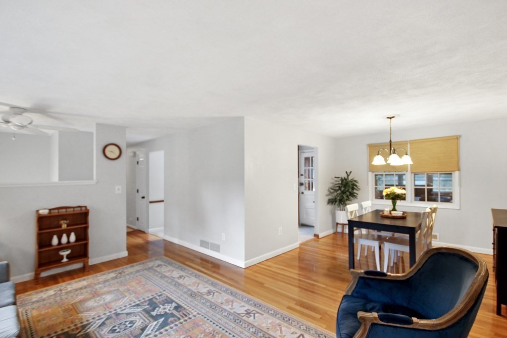 12 Prairie Road