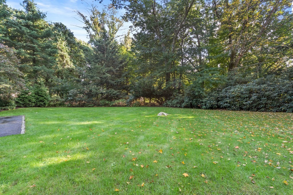 17 Fields Pond Road
