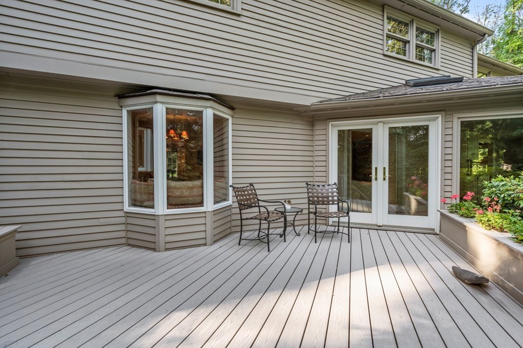 17 Fields Pond Road