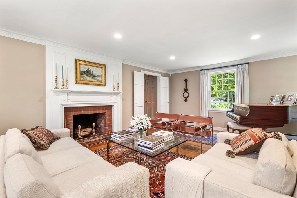 17 Fields Pond Road