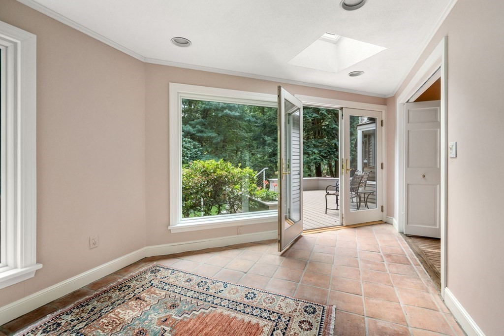 17 Fields Pond Road