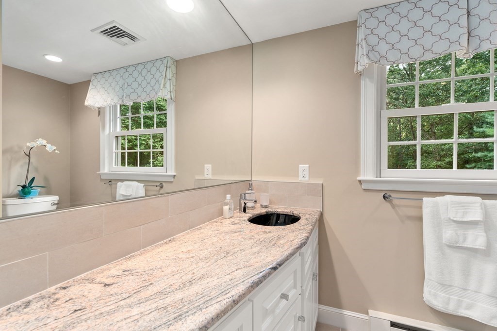 17 Fields Pond Road