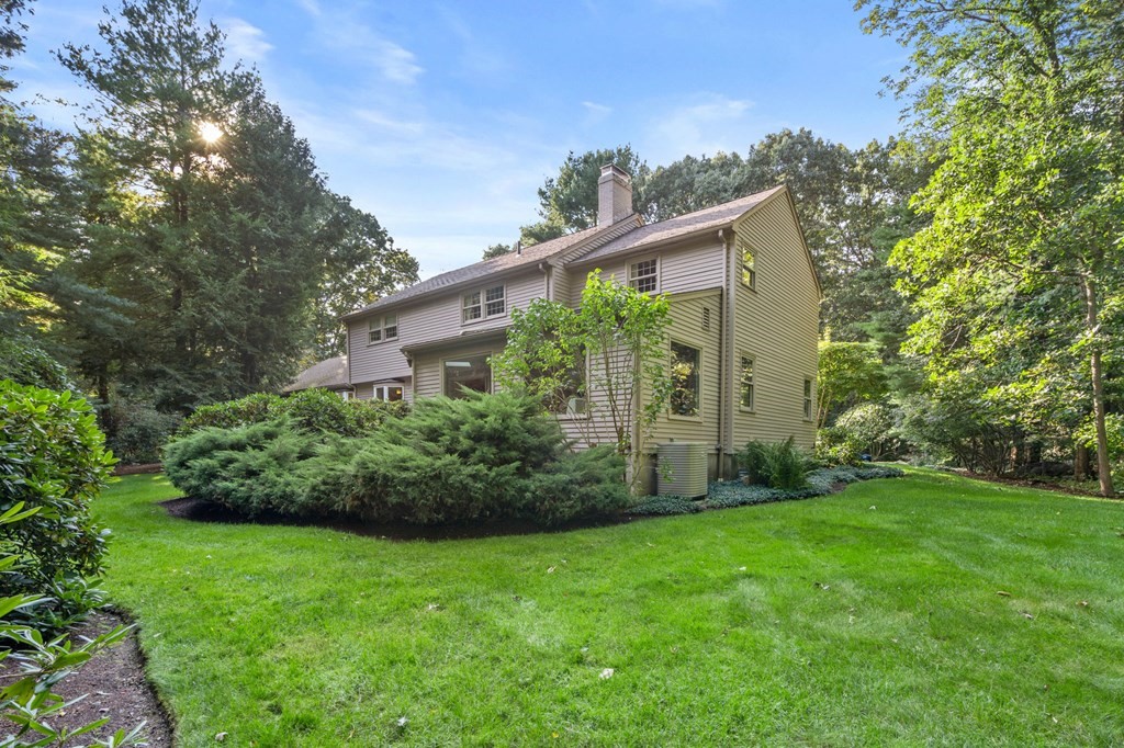 17 Fields Pond Road