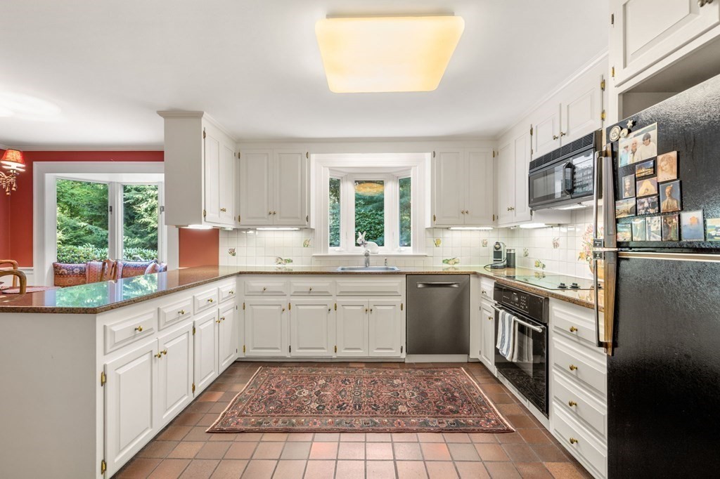 17 Fields Pond Road