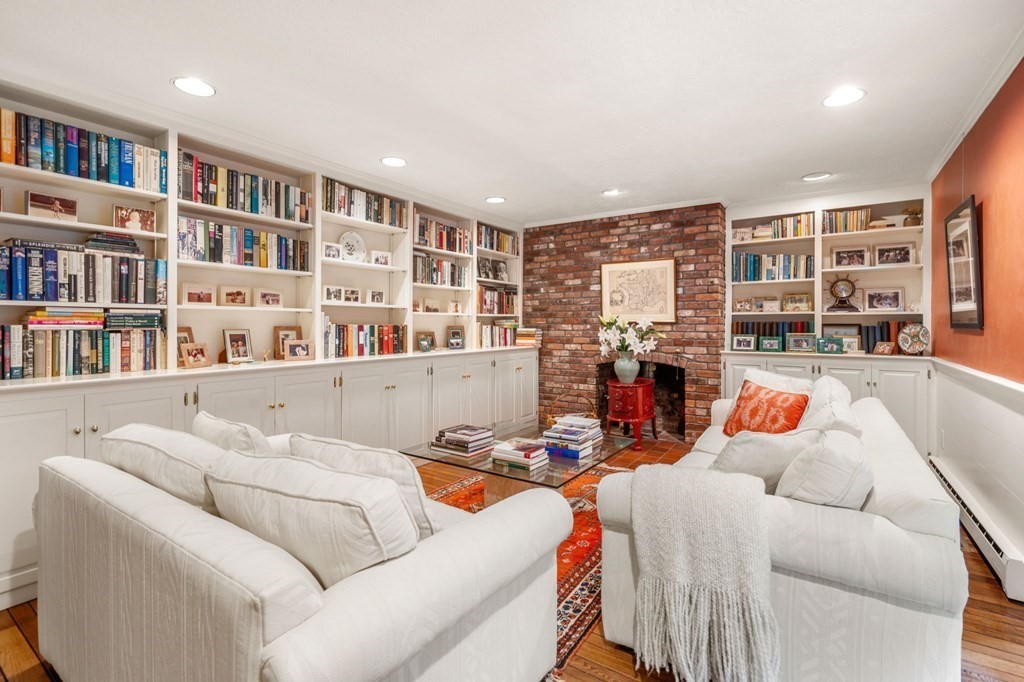 17 Fields Pond Road