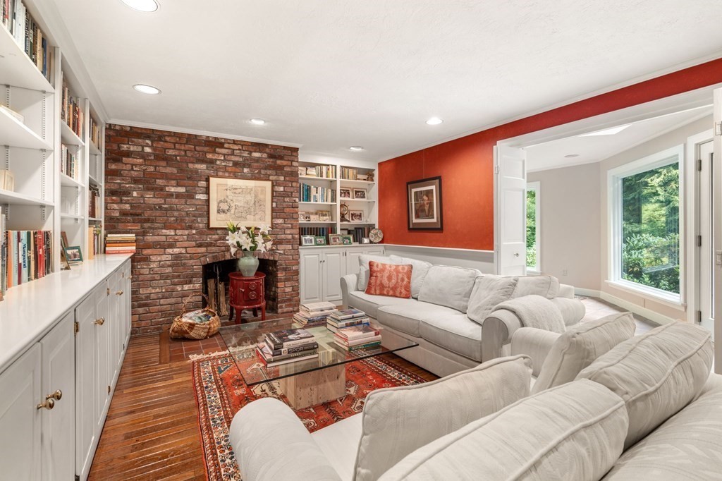 17 Fields Pond Road