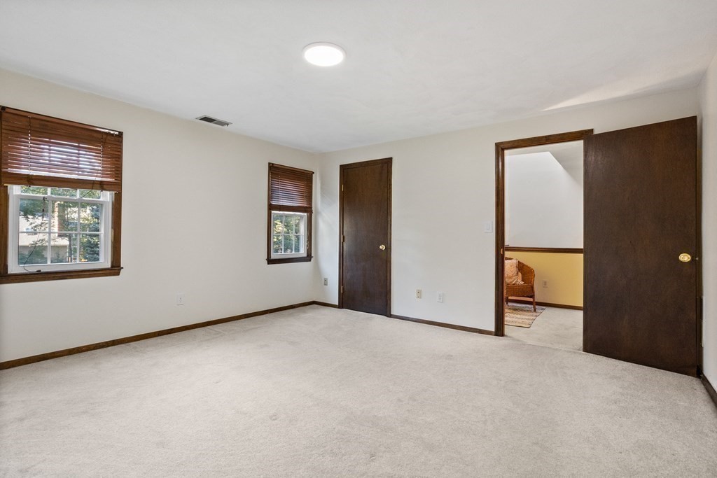 49 Cortland Ln # 49