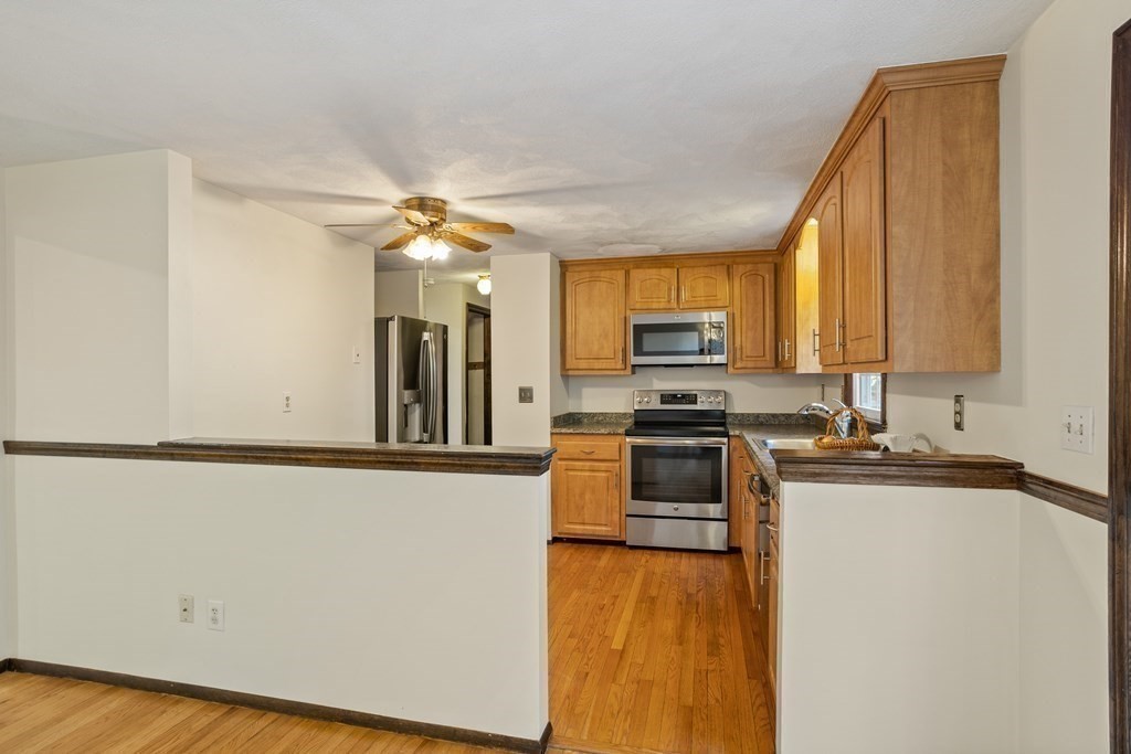 49 Cortland Ln # 49