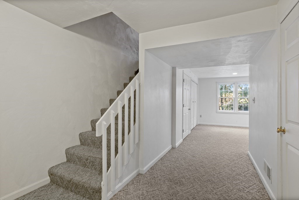49 Cortland Ln # 49