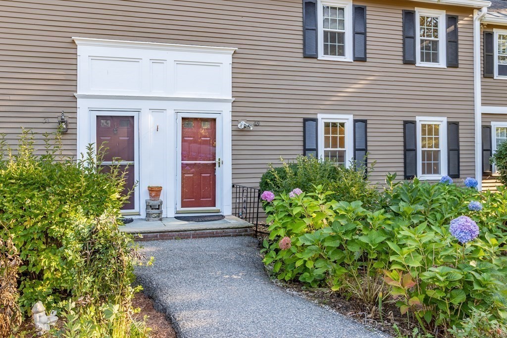 49 Cortland Ln # 49