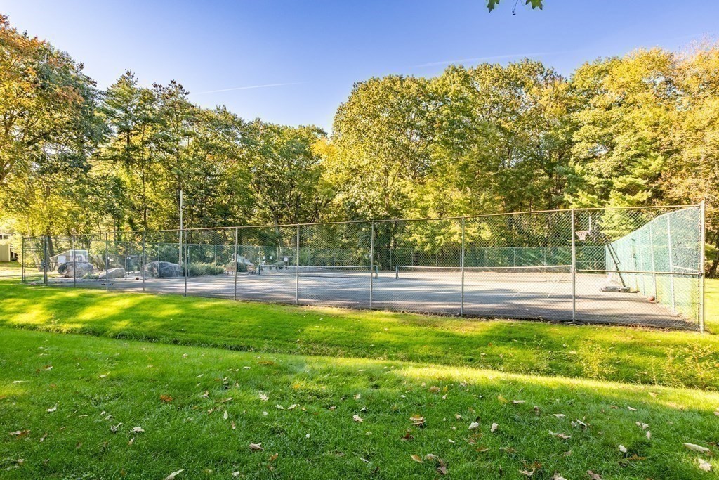 49 Cortland Ln # 49