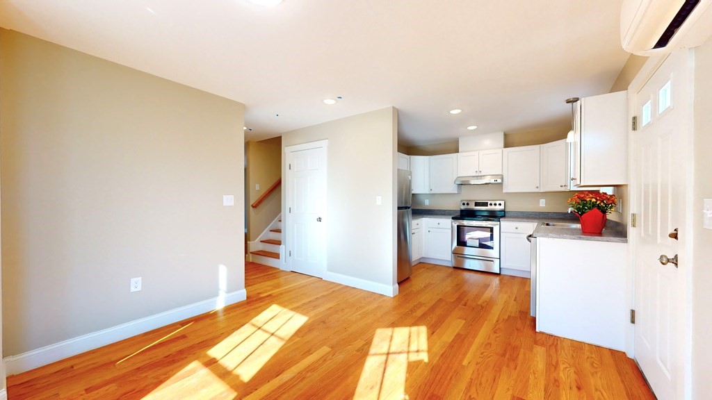 7A Half Moon Street