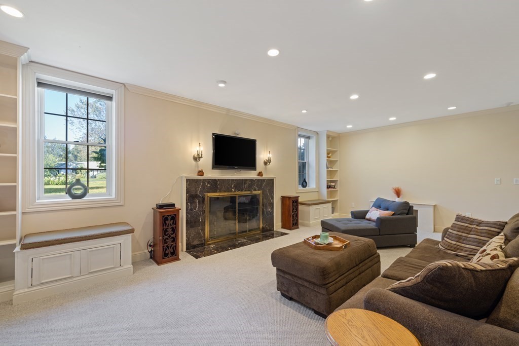 67 Dewson Road