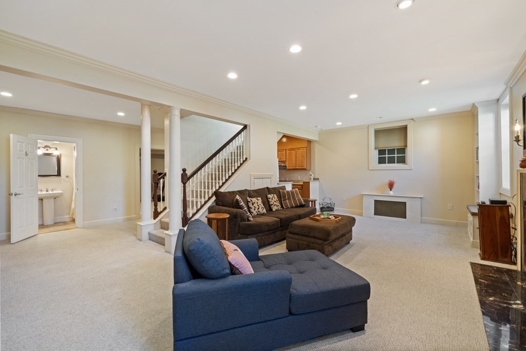 67 Dewson Road