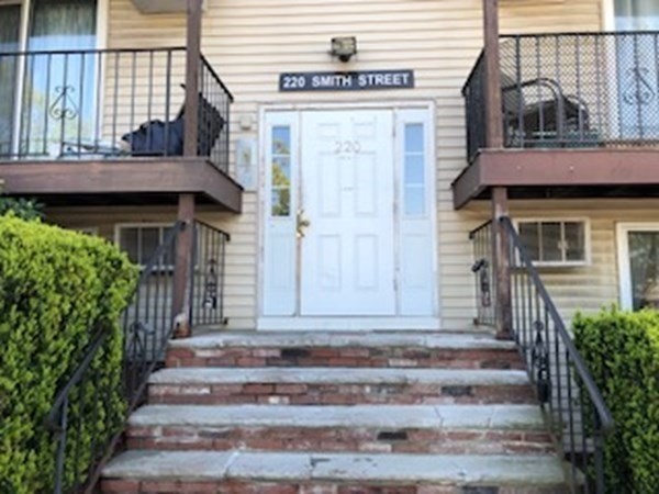 220 Smith St # 12