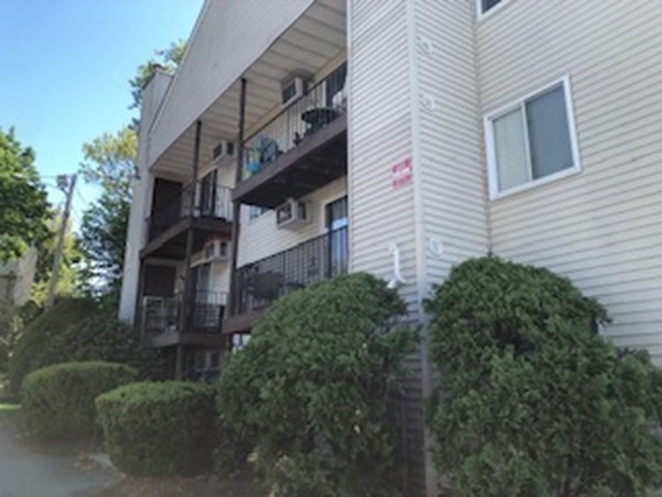 220 Smith St # 12