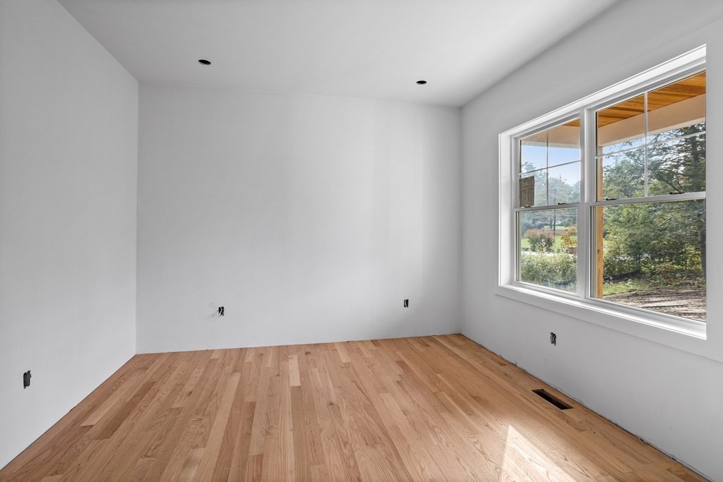 6 Nashoba Road
