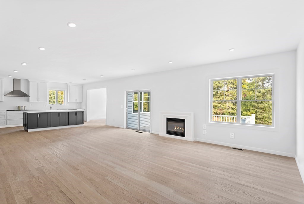 6 Nashoba Road