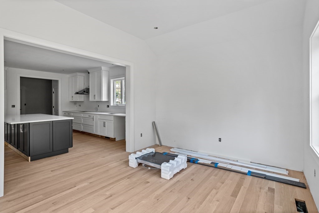 6 Nashoba Road