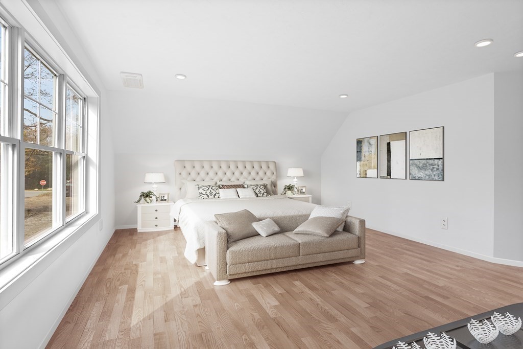 6 Nashoba Road