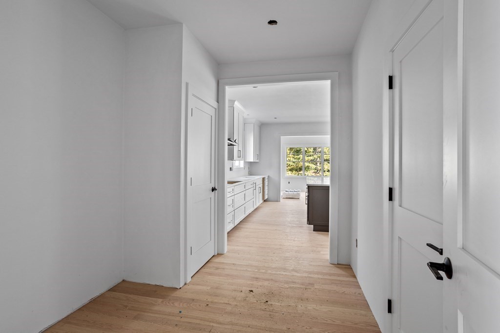 6 Nashoba Road