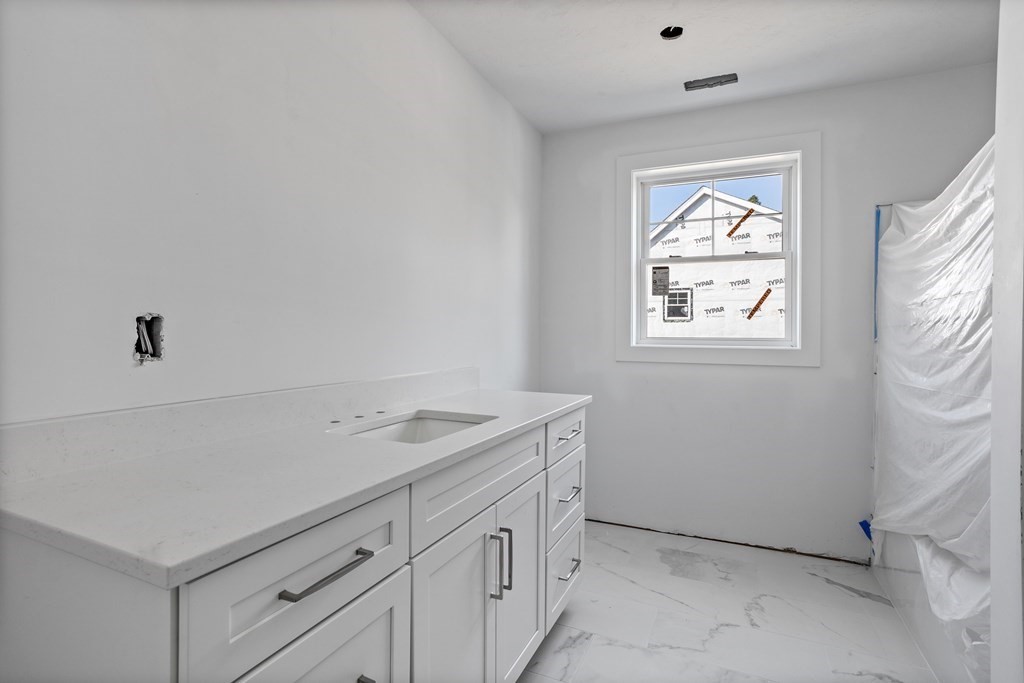 6 Nashoba Road